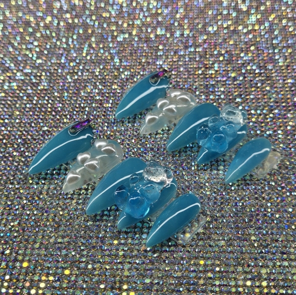 Acrylic press on nails - Picture 3 of 6